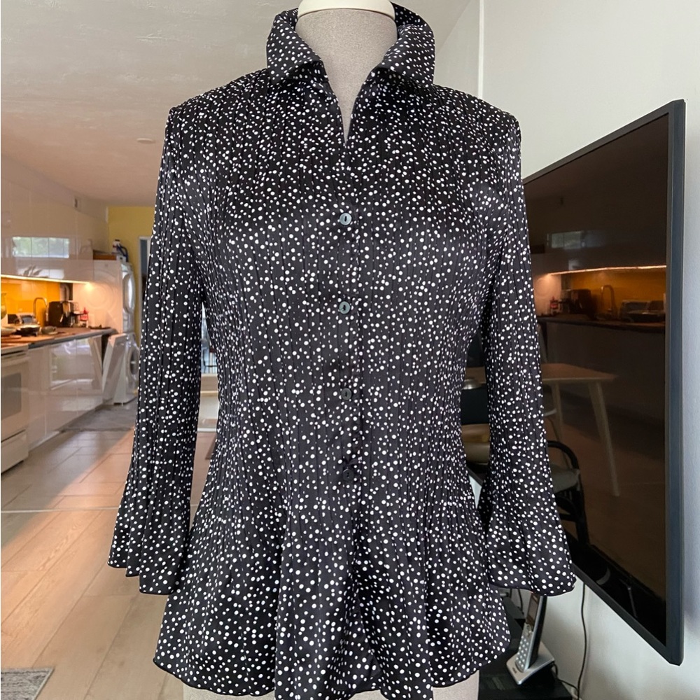 Jaclyn Smith Button Down Blouse size L